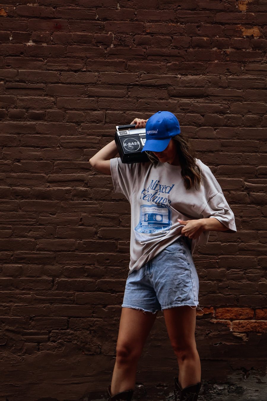 MIXED FEELINGS TEE